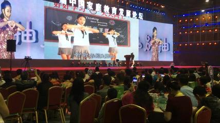 新星王明宇首登萬人舞臺，校園女神現場吸粉無數