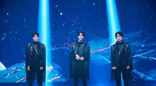 TFBOYS演唱會(huì)風(fēng)波 錄播爭(zhēng)議與三代同臺(tái)的熱度博弈